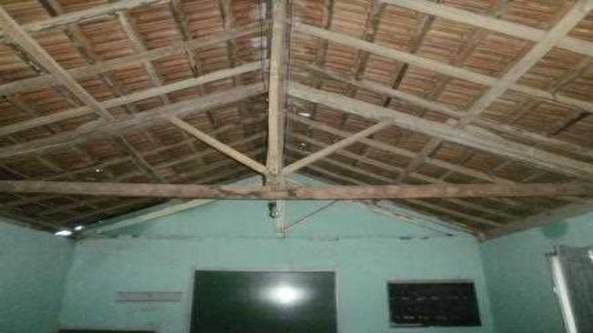 Reforma da Escola no Povoado Perobas